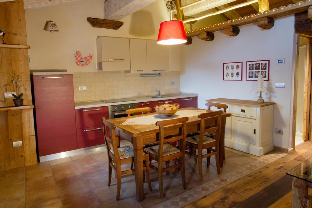 Maison Peroulaz Charvensod Rom bilde