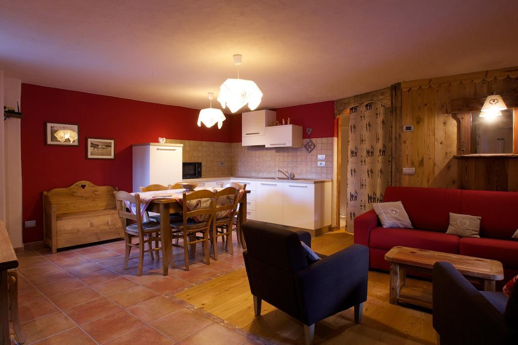 Maison Peroulaz Charvensod Rom bilde